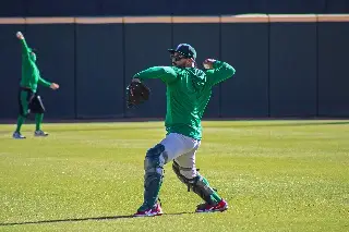 Alfredo Meza Jr.  llega a El Águila