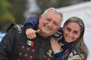 Van Gerardo y Laura Sanz en 4ta fecha de Champ & Track en Querétaro
