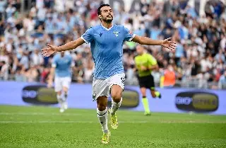 Pedro seguirá jugando con la Lazio