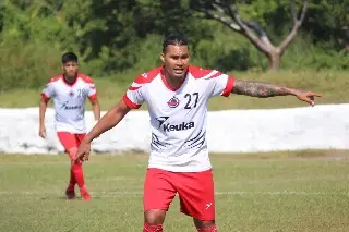 'Gullit' Peña está de vuelta en el futbol mexicano