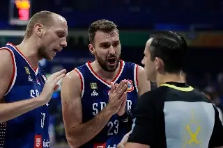 Árbitro mexicano es acusado de 'robo' en la Final del Mundial de Basquetbol 