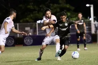 Dos jóvenes veracruzanos debutan con el Racing FC Porto Palmeiras 