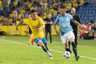 Las Palmas remonta con Julián Araujo en la cancha