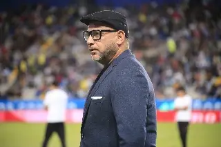Revelan que Mohamed apostó en contra de su equipo (VIDEO)