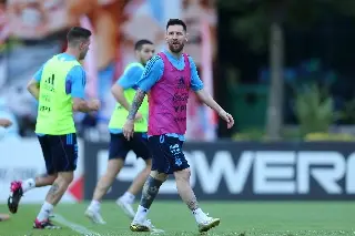 Messi no tiene titularidad asegurada en Argentina