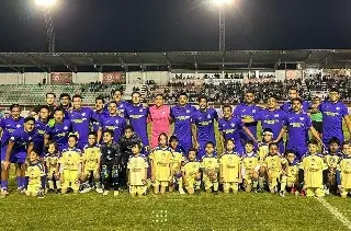 Racing FC Porto Palmeiras gana en Salamanca y es líder de la Liga Premier 