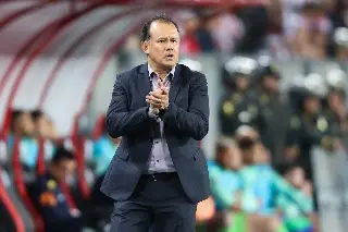 Juan Reynoso se va de la Selección de Perú