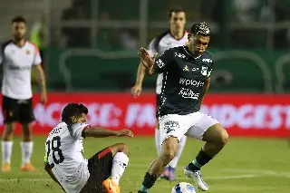 Ex de Liga MX es suspendido por manosear a una mujer en pleno juego