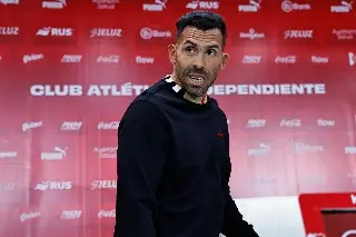 Carlos Tévez renueva como técnico del Independiente