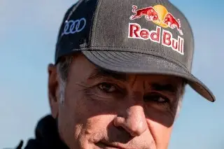Carlos Sainz se lanza al Rally Dakar 2024