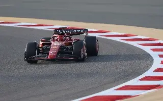 Leclerc supera a Verstappen y lidera la última sesión de pretemporada en la F1