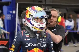'Checo' Pérez es segundo en la tercera práctica libre en Japón, Verstappen domina 