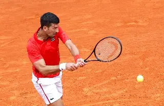 Djokovic arrolla a Safiullin en Montecarlo