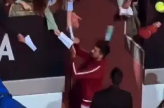 Un botellazo habría causado el fracaso de Djokovic en Roma (VIDEO)