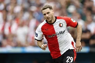 Santiago Giménez en la mira del Bayer Leverkusen