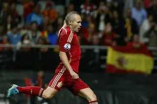 Presidente de la FIFA alaba a Andrés Iniesta