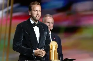 Kane y Mbappé ganan trofeo como máximos goleadores del mundo
