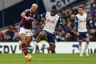 Newcastle se aprovecha de un Tottenham que se hunde en la Premier League