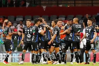 Querétaro se lleva el Clásico de la 57 tras imponerse a San Luis 
