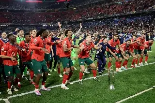 ¡Terrible! Muere aficionado tras caer desde la tribuna en la Final de la Nations League