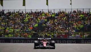Hamilton lidera en las prácticas 1 del Gran Premio de Gran Bretaña