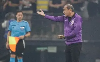 Ex DT del América termina en el fútbol de Paraguay
