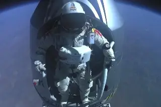 Red Bull homenajea a Felix Baumgartner, histórico paracaidista fallecido