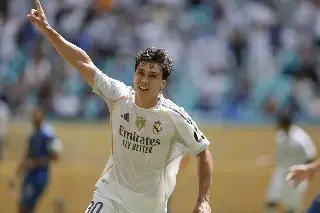 Gonzalo renueva con el Real Madrid hasta 2030