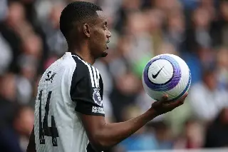 Aleksander Isak se despide del Newcastle en medio de la polémica
