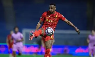 Julián Quiñones brilla con gol y le da el triunfo a su equipo en Arabia (VIDEO)