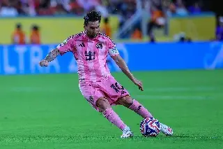 Messi brilla con un triplete y el Inter Miami golea en el último juego de la MLS 