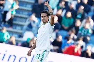 Dybala pone a la Roma en la lucha directa por el liderato