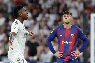 Vinicius hace berrinche tras salir de cambio en El Clásico (VIDEO)
