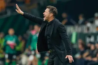 Simeone quiere olvidarse del pasado tras victoria del Atlético de Madrid