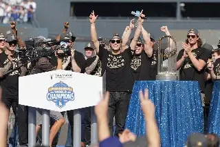 ¡Tremendo festejo de los Dodgers tras ganar la Serie Mundial! (VIDEOS) 