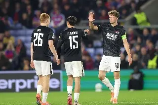 Mateo Chávez y el AZ Alkmaar caen en Inglaterra durante la Conference Legue 