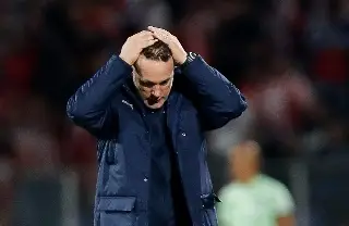 Cachetean al DT de Chivas tras perder con Cruz Azul (VIDEO)