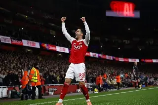 Arsenal gana y reafirma su liderato en la Premier League