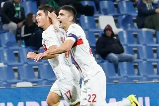 Johan Vásquez y Genoa consiguen importante triunfo que los aleja del descenso