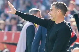 ¡Increíble! Real Oviedo despide a su segundo técnico en menos de dos meses