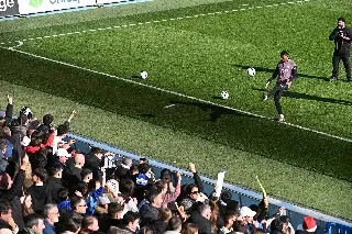 Miles de personas se dan cita para ver entrenar al Real Madrid