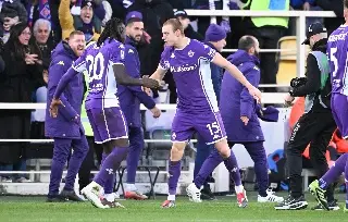 Fiorentina le 'roba' un directivo al Tottenham