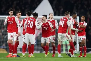 Arsenal golea y se mantiene como líder absoluto de la Premier League 