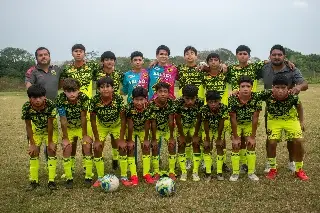 Escualos Veracruz toma ventaja en Semifinales de la Liga Nacional Juvenil 