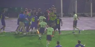 ¡Entre hermanos NO! Bronca en el Racing vs Racing por la Copa Conecta (VIDEO)