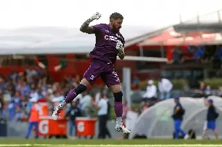 Cruz Azul apostará por Gudiño en la portería, Kevin Mier será suplente