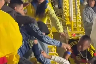 Aficionados del América terminan a los golpes tras perder con FC Juárez (VIDEO)