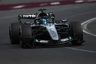 ¡La primera del año! George Russell gana el GP de Australia y 'Checo' Pérez queda fuera de los puntos