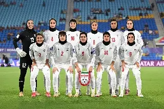Sindicato de futbolistas pide garantizar seguridad a jugadoras de Irán que protestaron