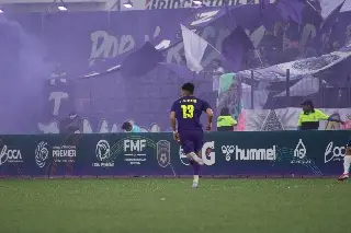 FMF impone dura sanción a barra del Racing de Veracruz tras la muerte de un fan de Celaya